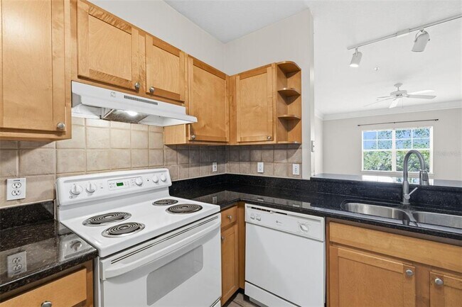 Building Photo - 4207 S Dale Mabry Hwy