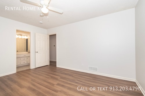 Building Photo - 18880 W 116th St