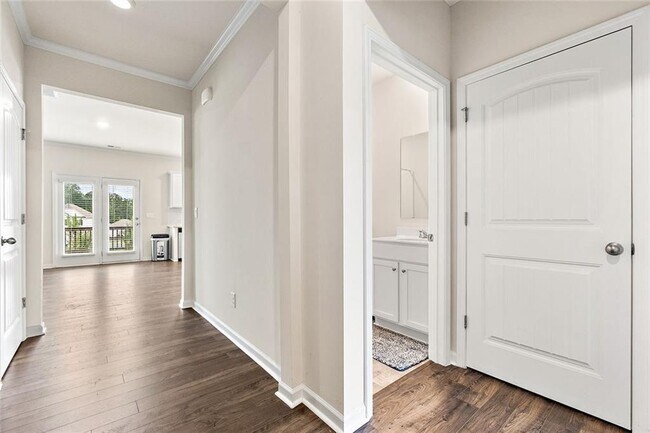 Building Photo - 594 Sweet Bay Ln