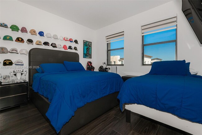 Building Photo - 7902 NW 105th Ct