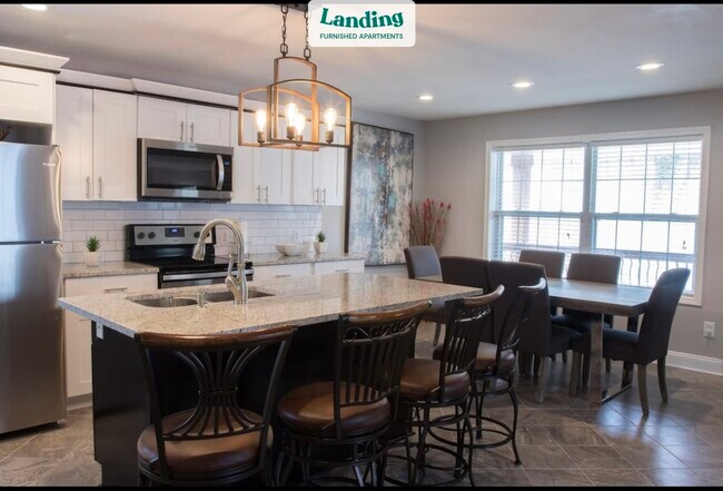 Building Photo - 948 Pulliam St SW