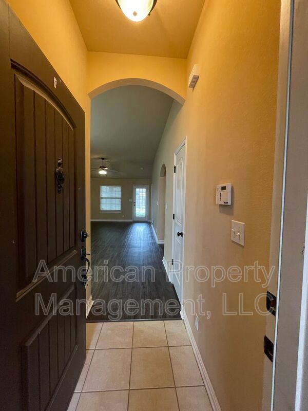 Building Photo - 13022 E 133rd Pl N