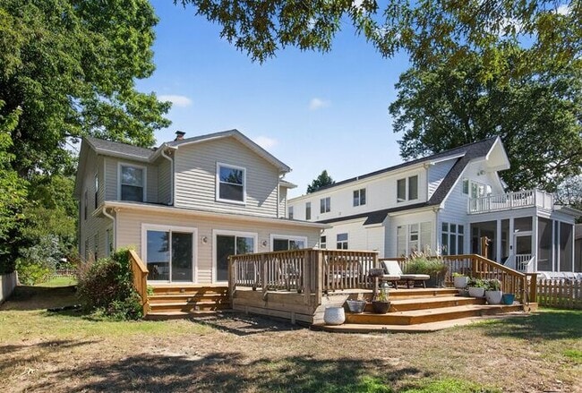 Building Photo - 15077 Potomac River Dr