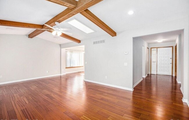 Building Photo - 5055 Scarsdale Dr