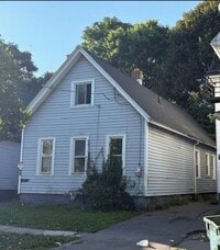 Building Photo - 65 Kosciusko St
