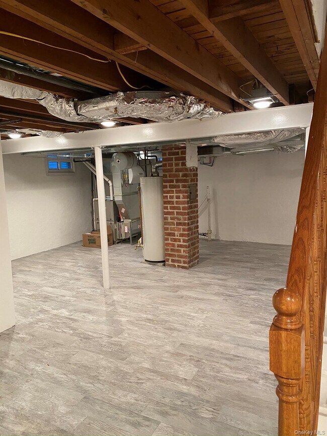 Building Photo - 25 Woodhollow Rd