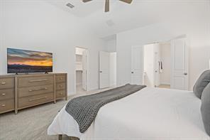 Building Photo - 2702 Parkview Ct