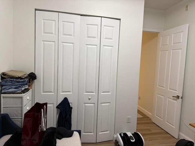 Building Photo - 4404 SW 160th Ave