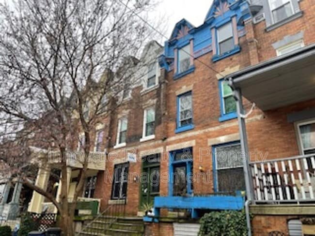 Building Photo - 4416 Locust Ave