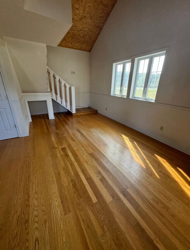 Building Photo - 31-F SL