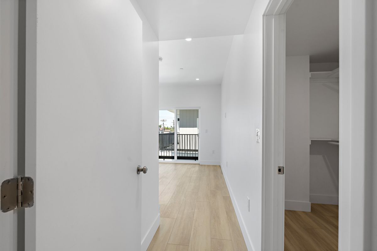 Building Photo - 10961 Calvert St