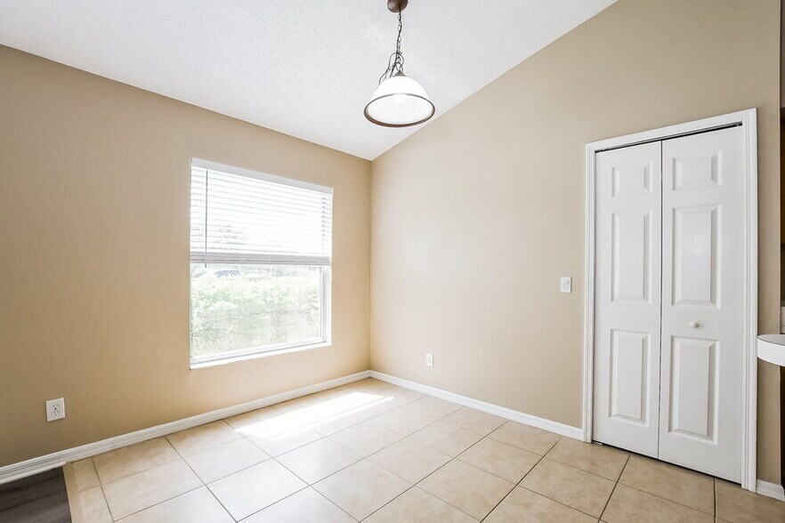 Building Photo - 13803 Riverpath Grove Dr