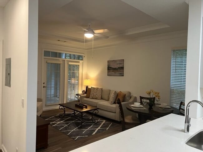 Primary Photo - 32000 Gardner Dr