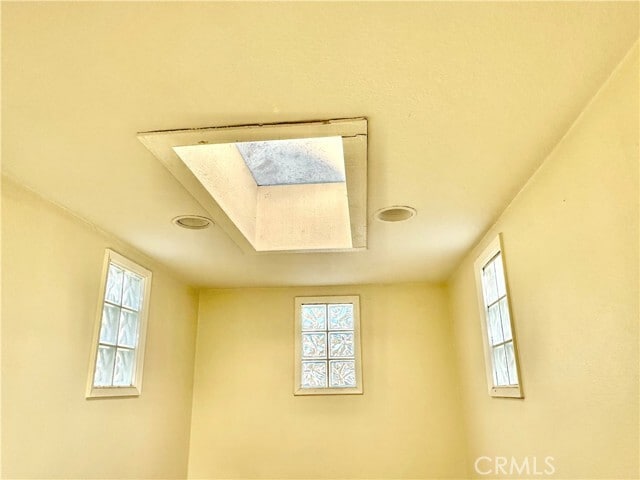 Building Photo - 34054 Mazo Dr