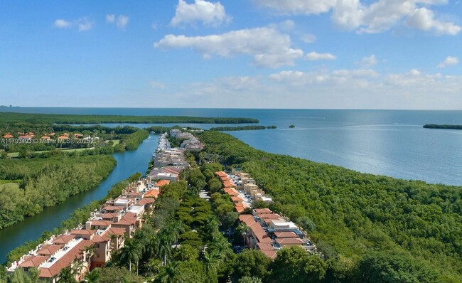 Building Photo - 6206 Paradise Point Dr