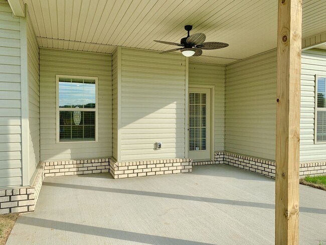 Building Photo - 732 Boreal Wy