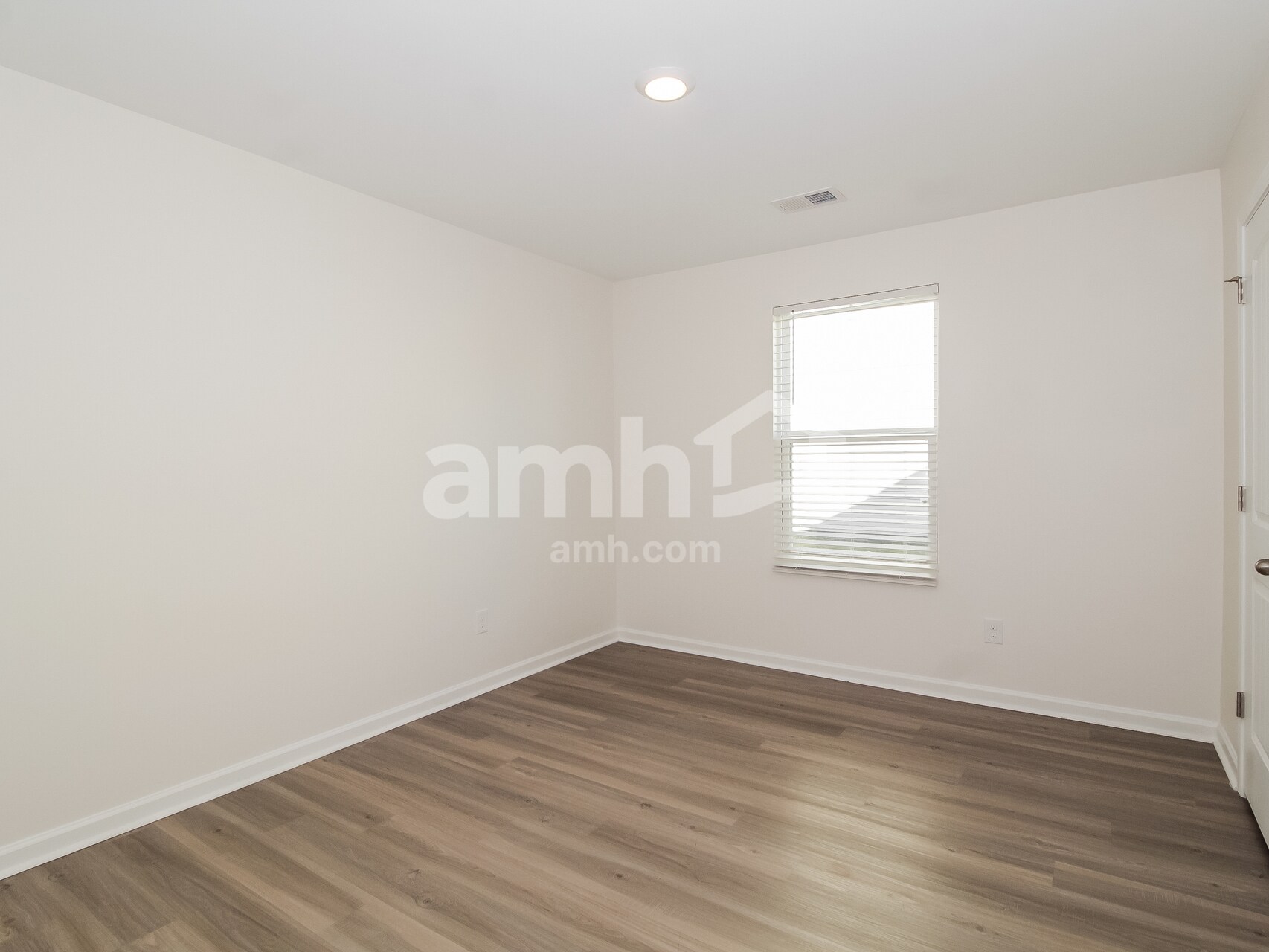 Building Photo - 1341 John Swann St