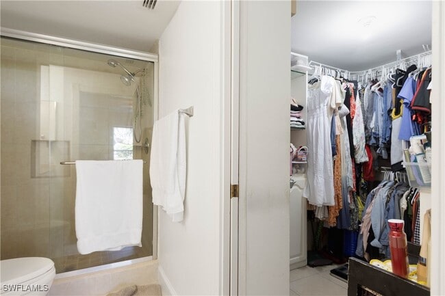 Building Photo - 1392 Churchill Cir