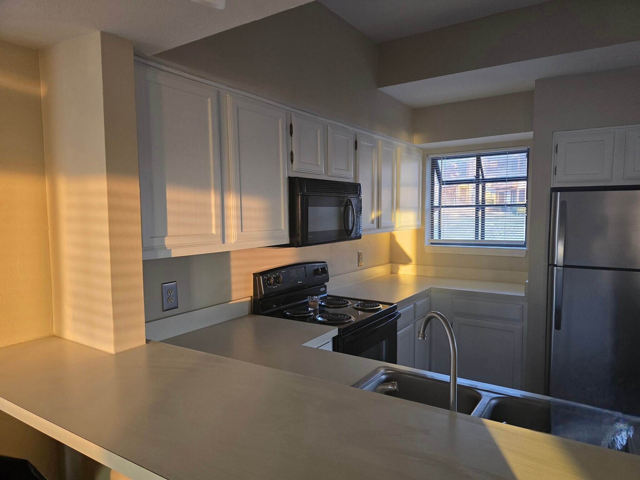 Building Photo - 267 Henry Chandler Dr