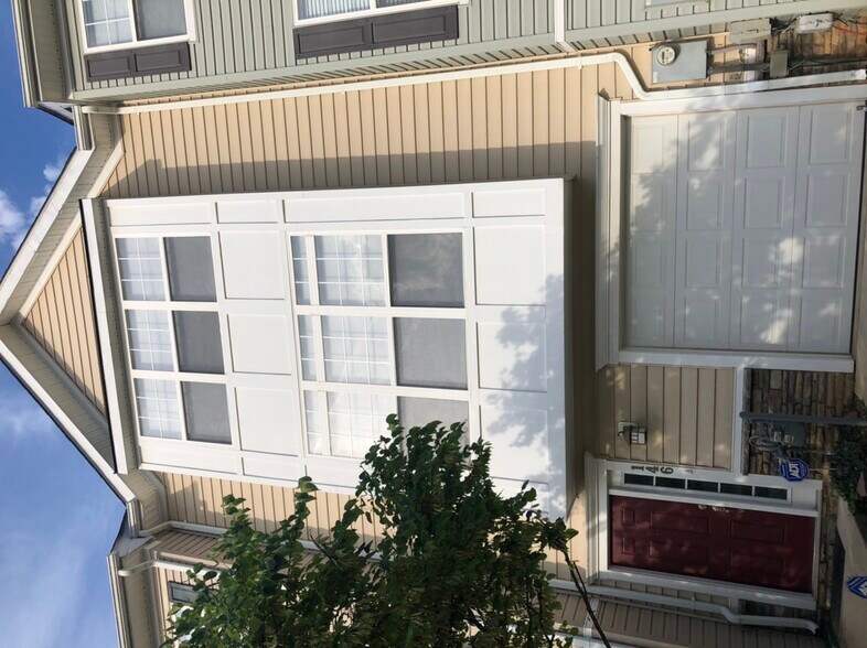 Building Photo - 146 Moore Dr