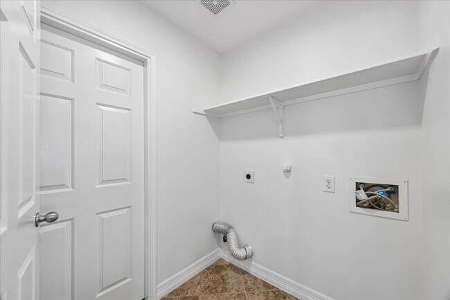 Building Photo - 8310 Hardy Elm St