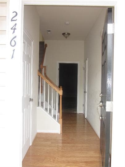 Building Photo - 2461 N Berkshire Rd