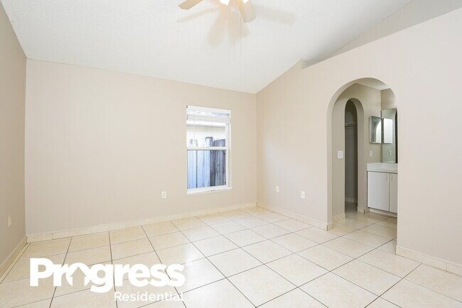 Building Photo - 12702 Parkbury Dr