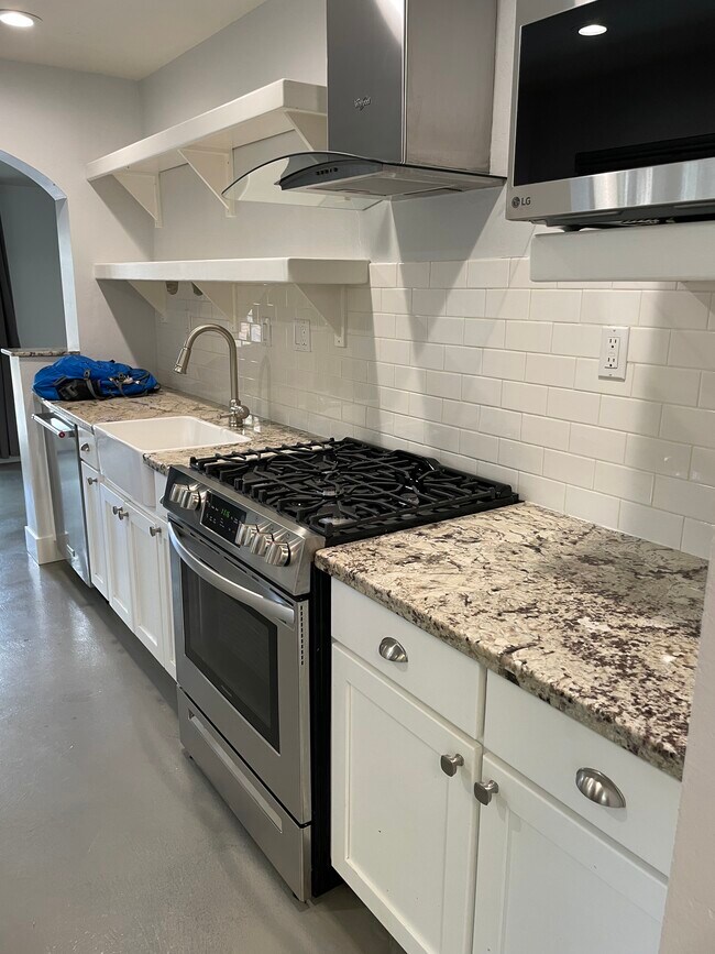 Building Photo - 1222 S Roosevelt St