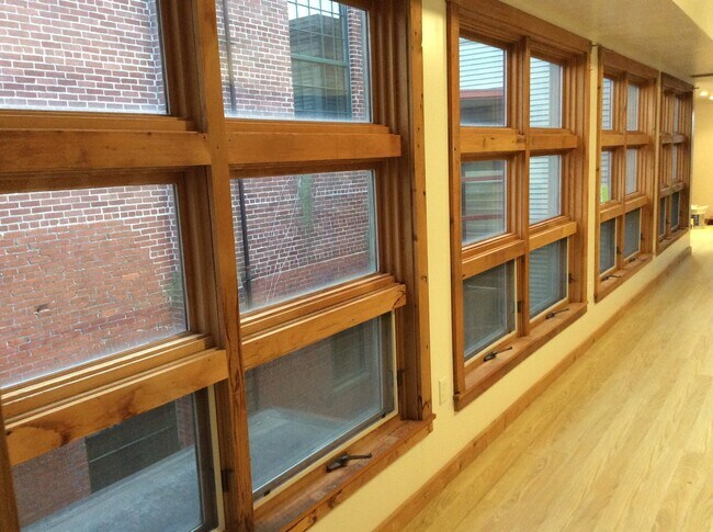 Building Photo - Downtown York Living at its Best! 1 Bedroom/1 Bath, Top Level Apartment, Laundry-Open Concept