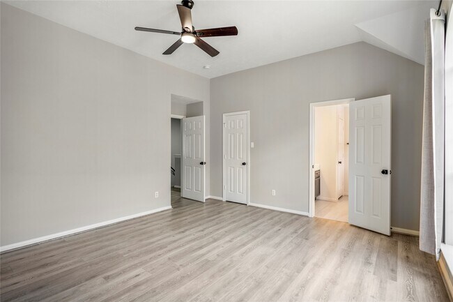 Building Photo - 11735 Alief Clodine Rd