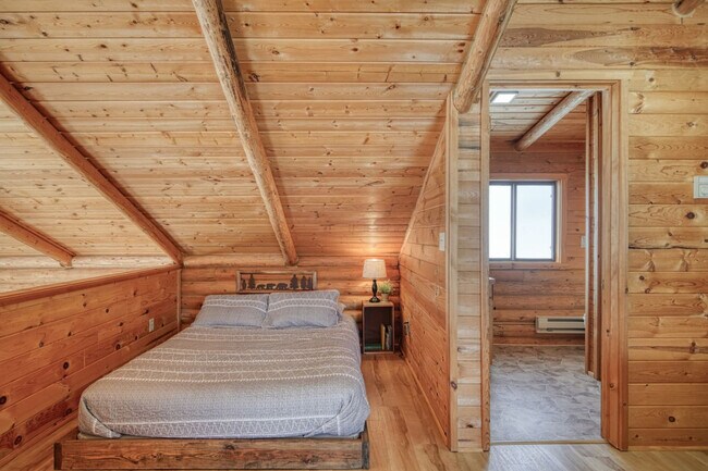 Building Photo - 5406 Henrys Lake Rd