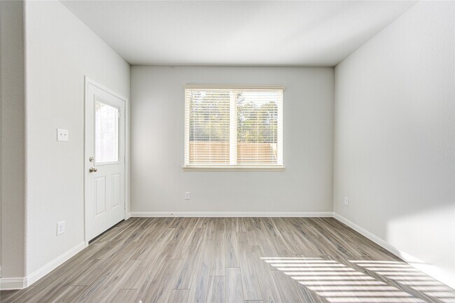 Building Photo - 13815 Blue Catfish Dr