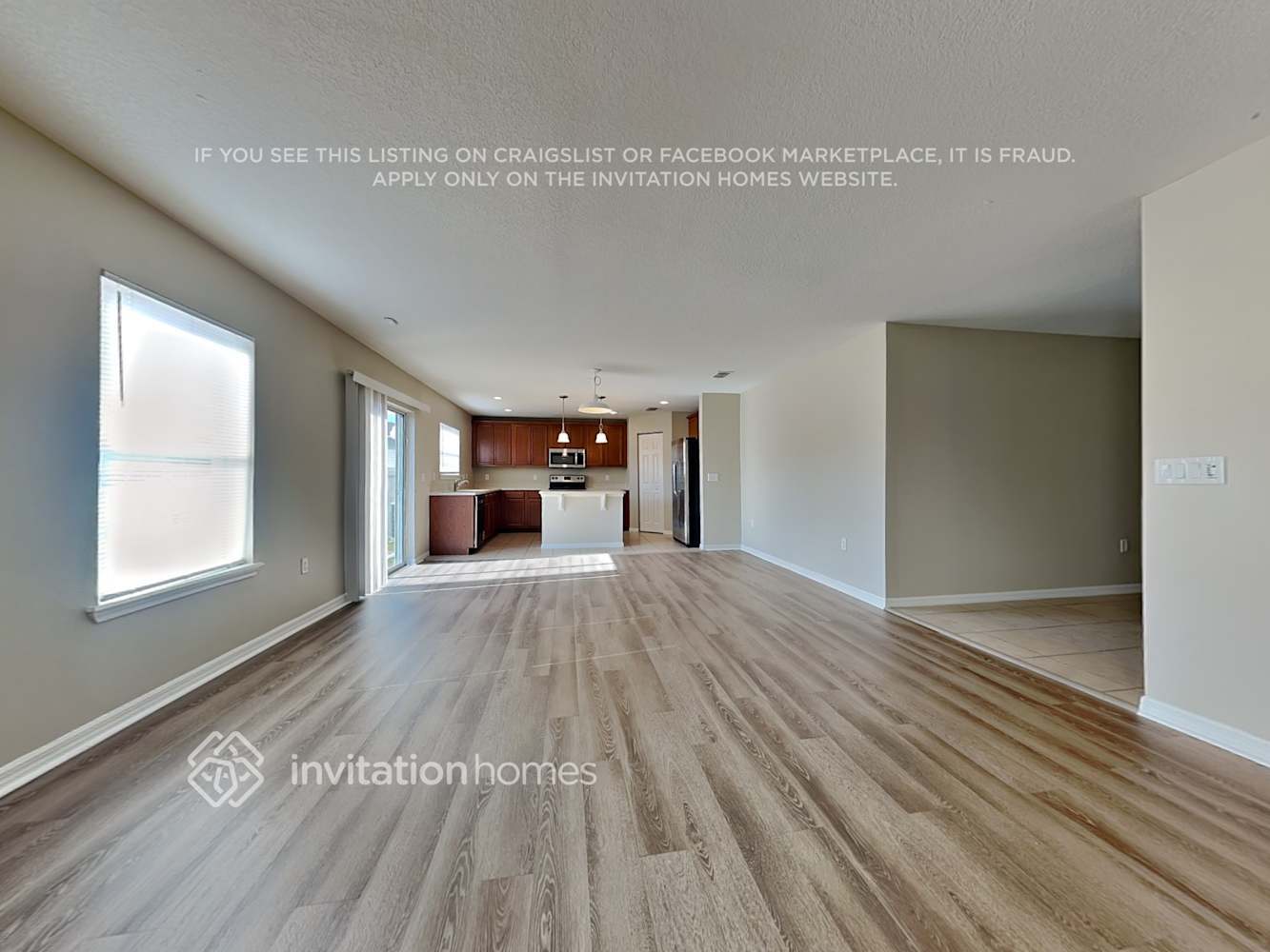 Building Photo - 11135 Running Pine Dr