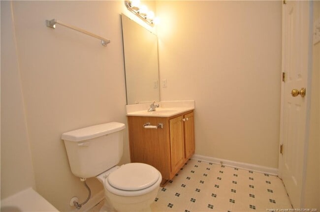 Building Photo - 701 Kavkaz St