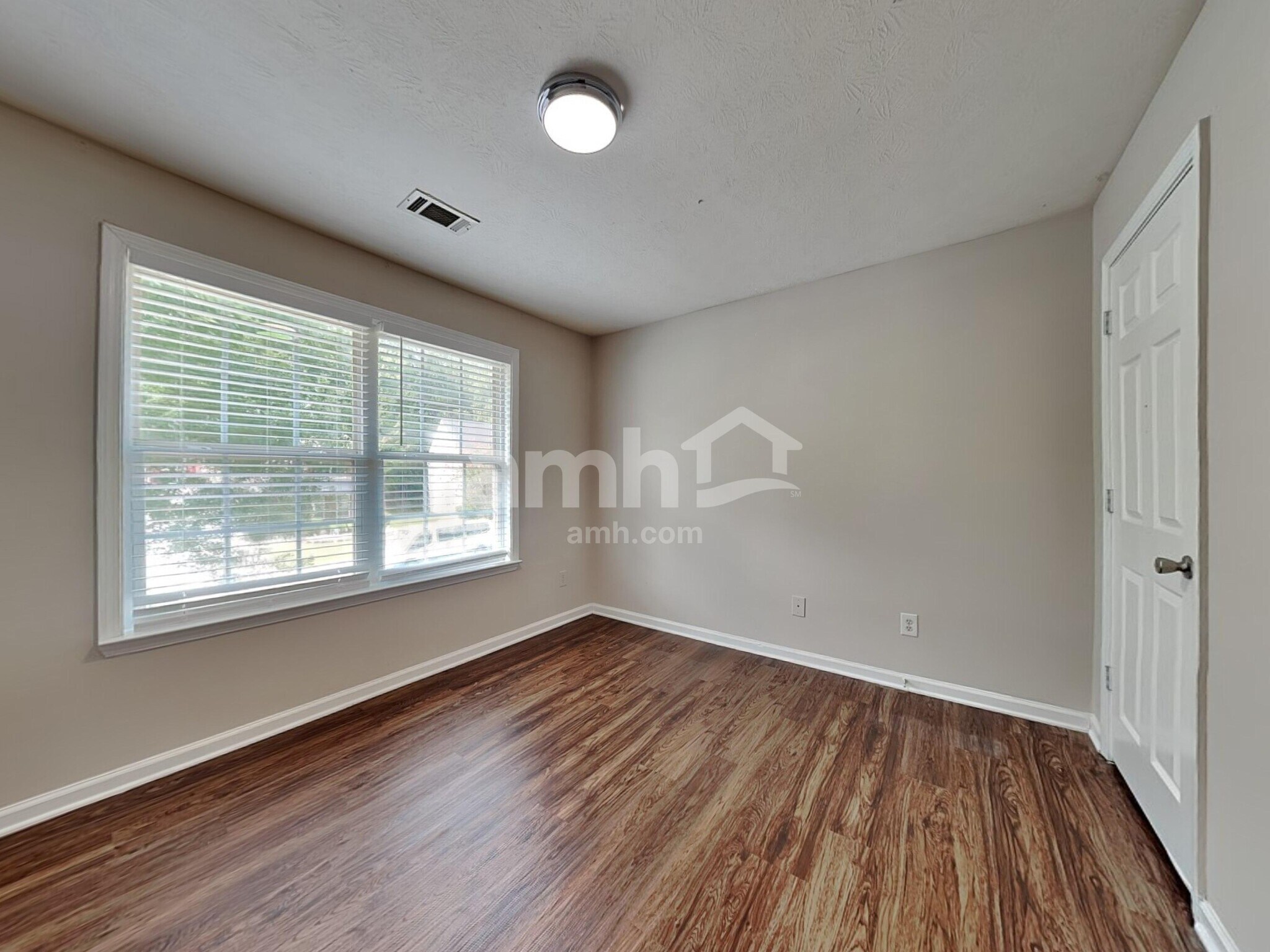 Building Photo - 4272 Round Stone Trl