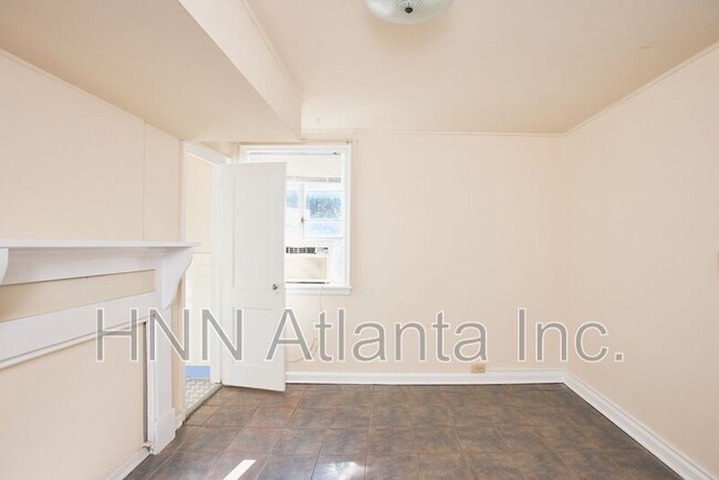 Building Photo - 1337 Briarwood Dr NE