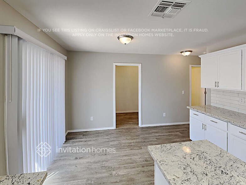 Building Photo - 1237 E Dust Devil Dr