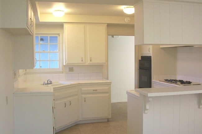 Building Photo - 3906 Rigel Ave