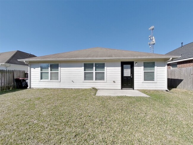 Building Photo - 12022 Green Bluff Ct