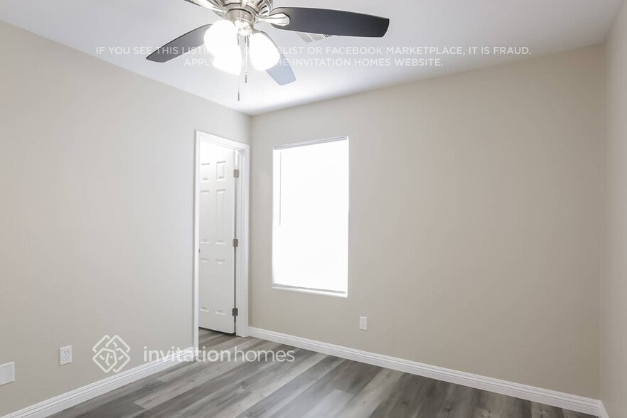 Building Photo - 5035 Midnight Oil Dr