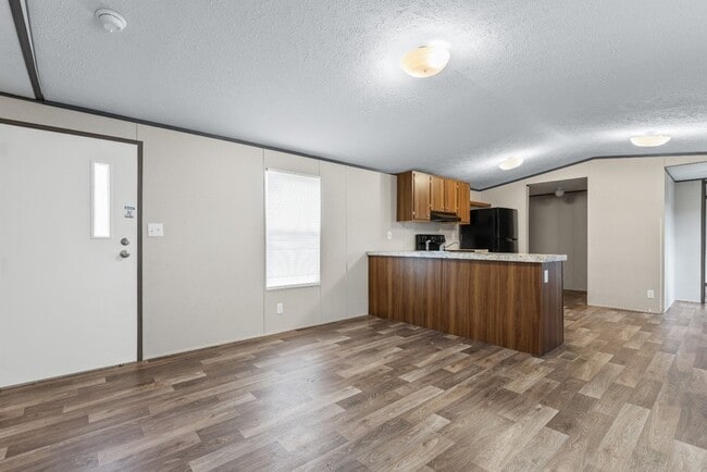 Building Photo - 184 S King Charles Ct