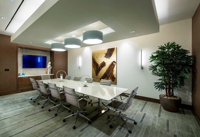 Building Photo - Surely you must be joking about this Studi...