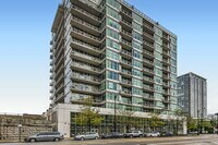 Building Photo - 50 E 16th St