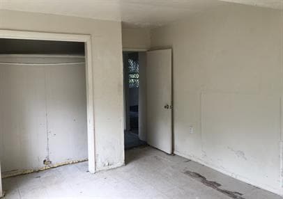 Building Photo - 3320 Lincoln St