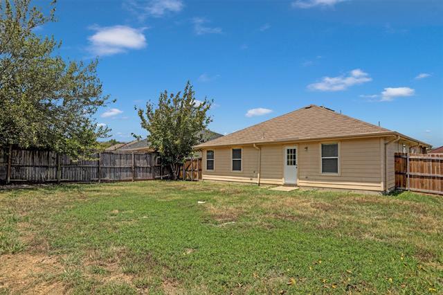 Building Photo - 105 Sandlewood Dr