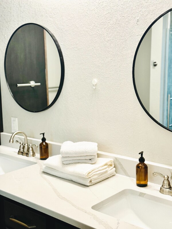 Building Photo - 607 Dawson St