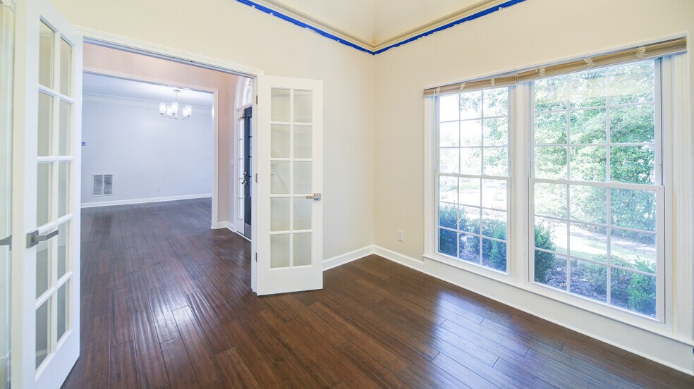 Building Photo - 680 Evening Pine Ln