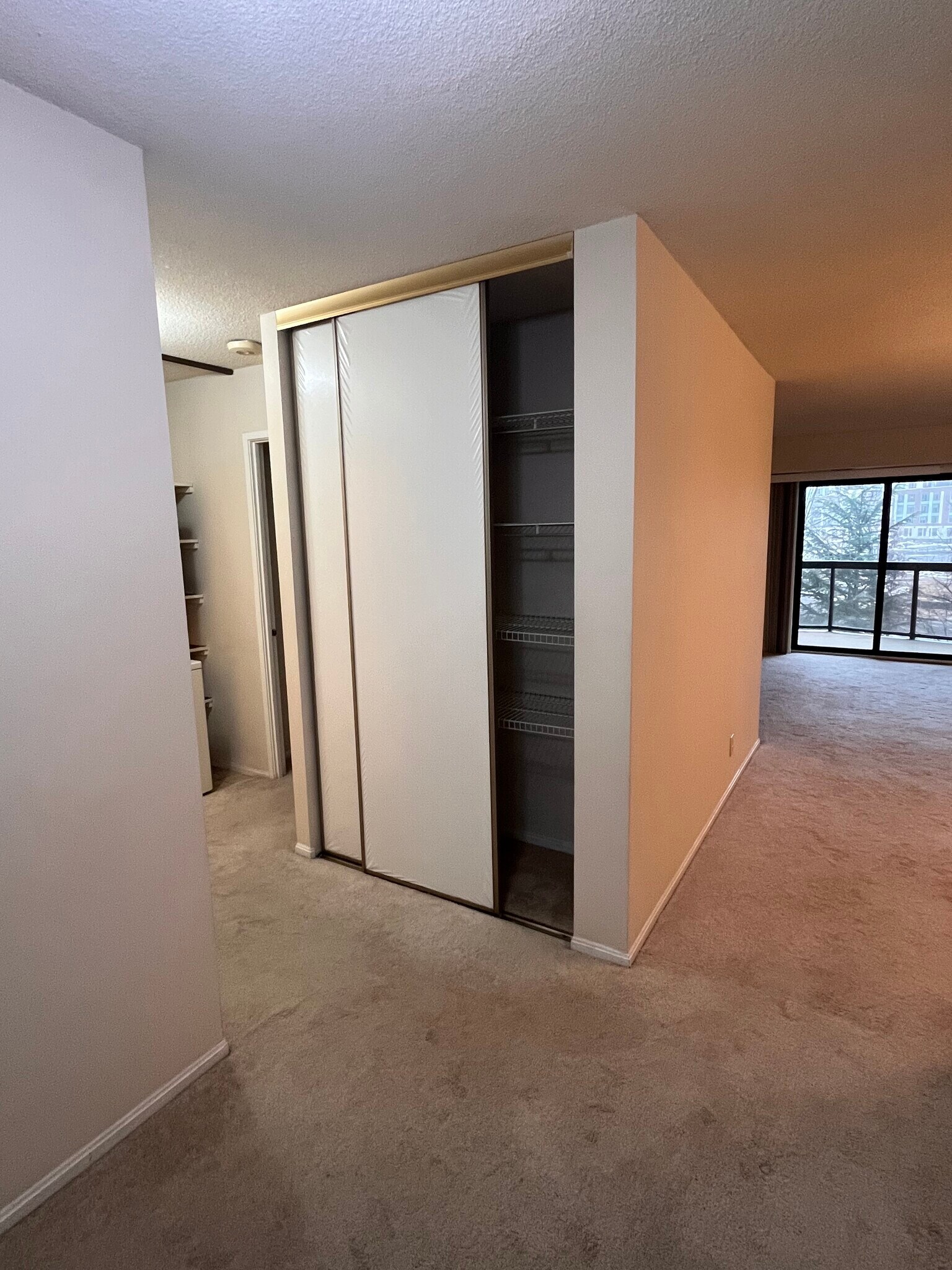 Building Photo - 8360 Greensboro Dr