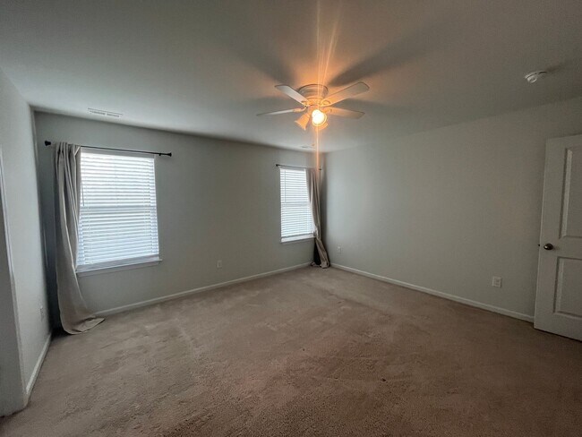 Building Photo - 751 Stradleigh Ct