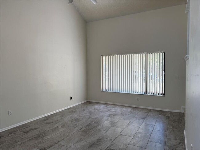 Building Photo - 7906 Winter Song Dr